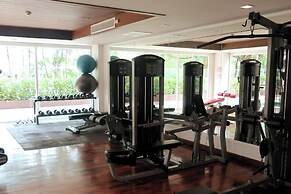 6-26 - 1 Bdr Condo With Balcony and Shared Pool