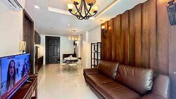 6-26 - 1 Bdr Condo With Balcony and Shared Pool