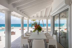 La Perla Palais - Luxury Villa on Private Beach