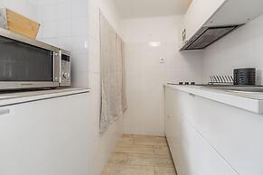 Nomad s Castel Lisbon - 1bdr The Reader