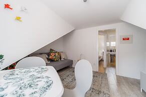 Nomad s Castel Lisbon - 1bdr The Reader