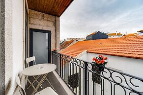 Nomad s Netto Subway - Sunny Balcony