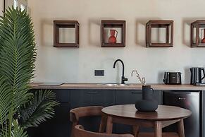 Peranosa The Residency