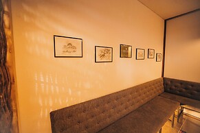 Plis Room - Old Bazaar