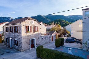 Villa Nives