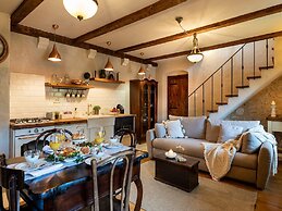 Authentic Stone House Lola