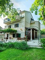 Authentic Stone House Lola