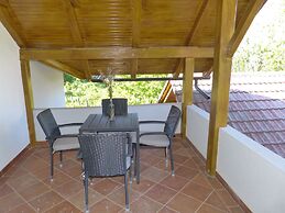 Vineyard cottage Mavrica