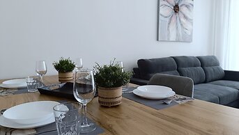 Larvella Estia Luxury Suites