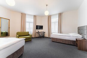 EA Hotel Victoria