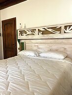 Valle Dell'Aquila Country House