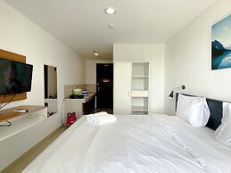 Modern Look And Homey Studio At Enviro Apartment