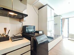 Simply And Comfy Studio Room Apartment Beverly Dago