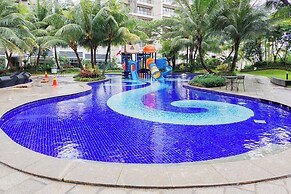 Comfy 3Br Sky House Bsd Apartment