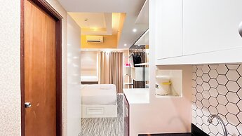 Simply And Cozy Living Studio Vida View Makassar Apartment