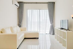 Spacious And Cozy 3Br Sky House Bsd Apartment