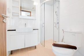 Spacious And Cozy 3Br Sky House Bsd Apartment