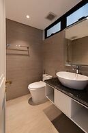 Louis Mo Apartment