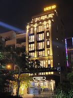Louis Mo Apartment