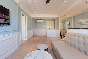 Louis Mo Apartment