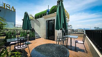 Louis Mo Apartment