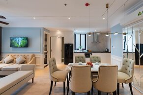 Louis Mo Apartment