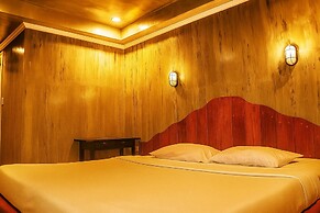 Connector Hostel