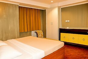Connector Hostel