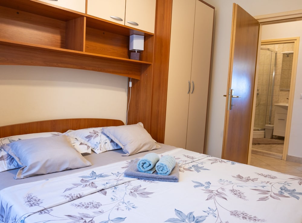Apartments Sea Line