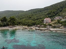 Stone House Blaca