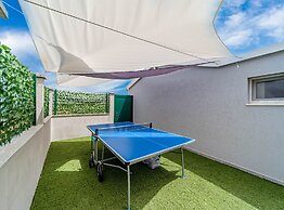 Stone House Blaca