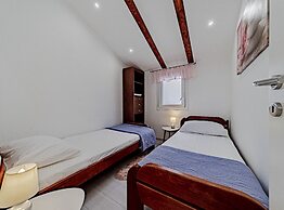 Stone House Blaca