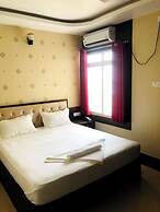 The Metropol Hotel Siwan