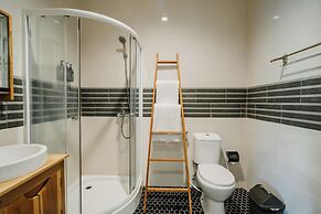 You Suite Seminyak