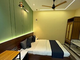 Hotel Ambassador