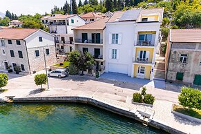 Apartments Ema