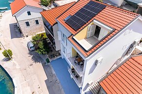 Apartments Ema