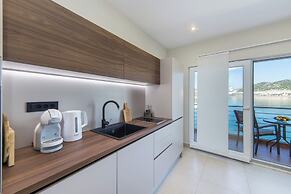 Apartments Ema