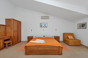 Apartments Villa Juric