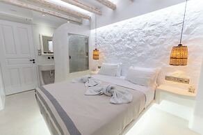 Nikos Apartments & Studios