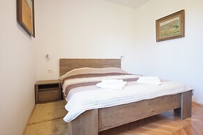 Apartment Goge