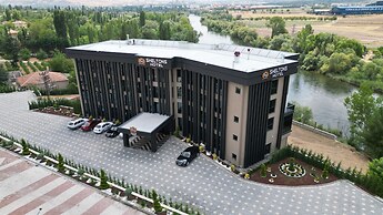 SHELTONS HOTEL KIRIKKALE