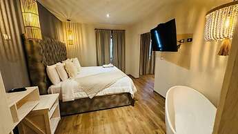 ALTAMONTE HOTEL BOUTIQUE