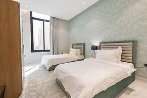 Amber Hospitality Al Qirawan