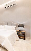 Amber Hospitality Al Qirawan