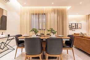Amber Hospitality Al Qirawan