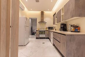 Amber Hospitality Al Qirawan