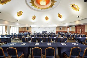 Cozy Don Mueang Hotel