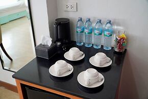 Cozy Don Mueang Hotel