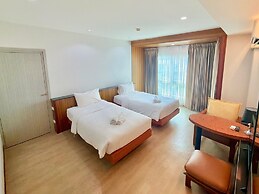 Cozy Don Mueang Hotel
